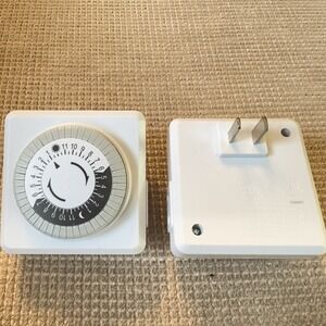 Litesun 24 Hour Outlet Timer LTS-T19 Indoor Mechanical‎ 2 Pack